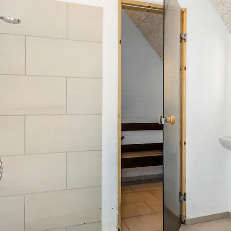 Pet Friendly In With Sauna *