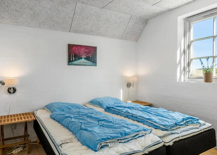 Дом отдыха Pet Friendly In With Sauna Ulfborg